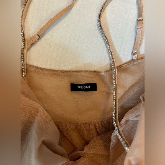 The Bar Jules Tulle Overlay Embellished Strap
Top Size Medium Tan - Picture 3 of 4